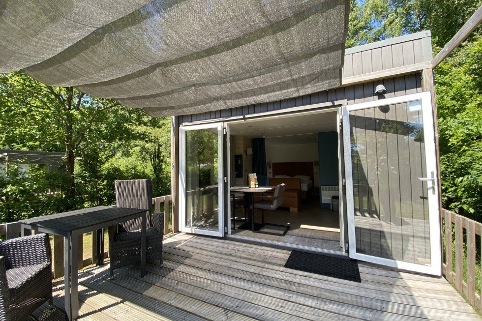 natuurhuisje-borger-veranda-zonnescherm.jpg