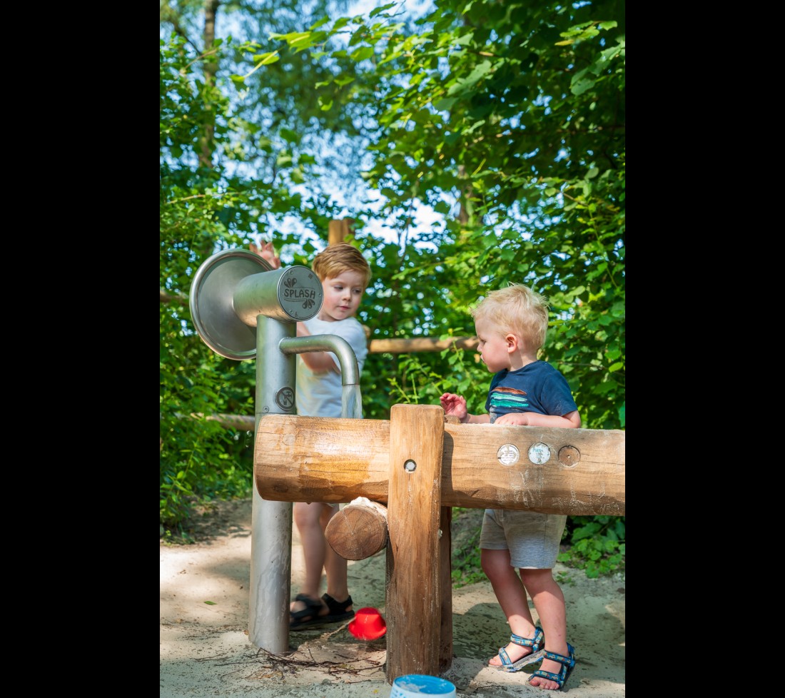 Natuurspeelplaats camping drenthe.jpg