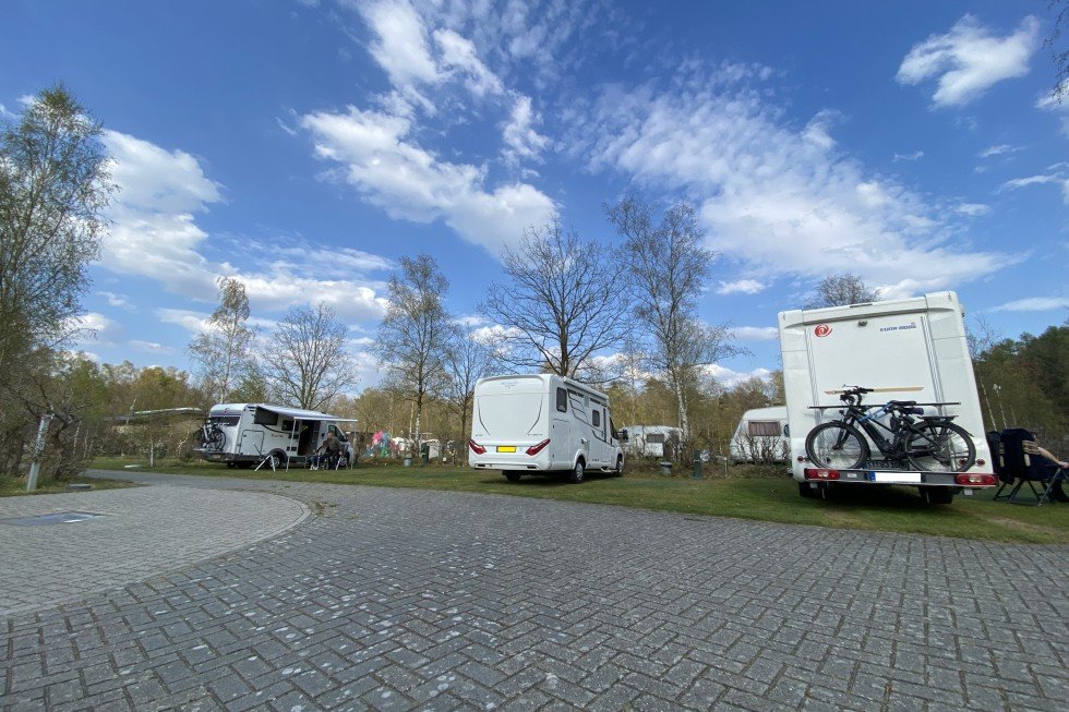 overzicht-camperplaatsen-assen-camping-de-berken.jpg