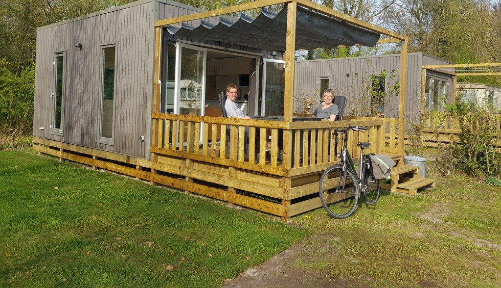 natuurhuisje-assen-chalet-met-veranda-fietsen.jpg