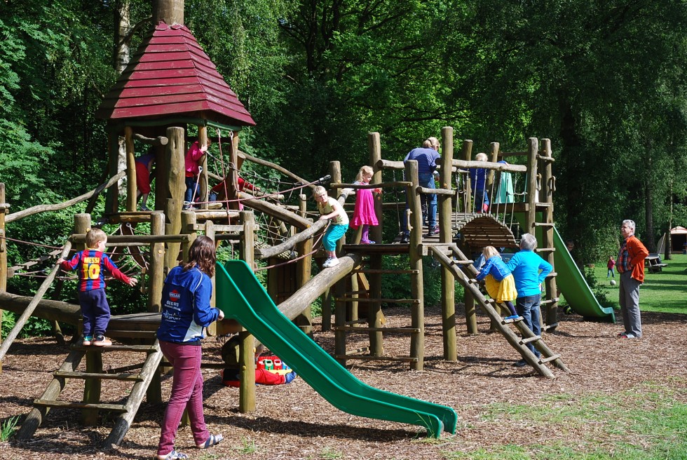 Klim- en klautertoestel.JPG